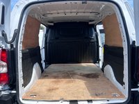 USED 2023 73 VAUXHALL COMBO 1.5 Turbo D 2300 Prime Panel Van 6dr Diesel Manual L2 H1 Euro 6 (s/s) (100 ps) EURO 6/BLUETOOTH/TOUCHSCREEN/2 SEAT
