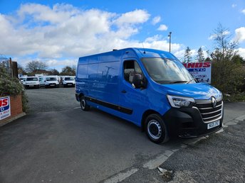 2021 RENAULT MASTER