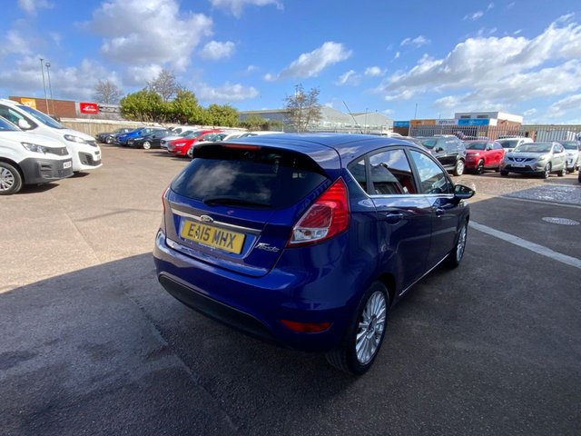 2015 FORD FIESTA 1.5 TDCi Titanium Hatchback 5dr Diesel Manual Euro 5 (75 ps) - Photo 11