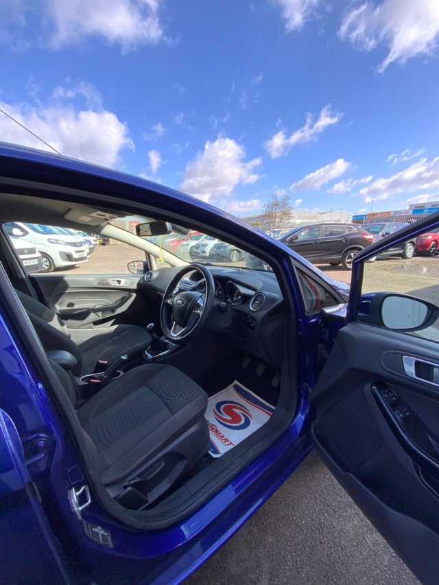 2015 FORD FIESTA 1.5 TDCi Titanium Hatchback 5dr Diesel Manual Euro 5 (75 ps) - Photo 12