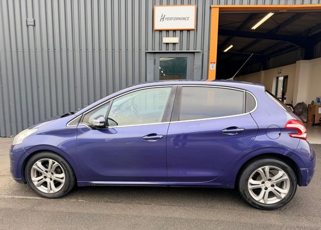 2013 PEUGEOT 208 - Photo 6