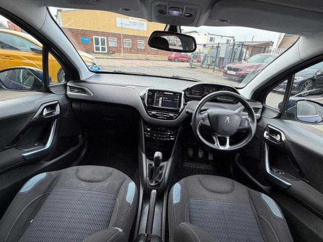 2013 PEUGEOT 208 - Photo 10