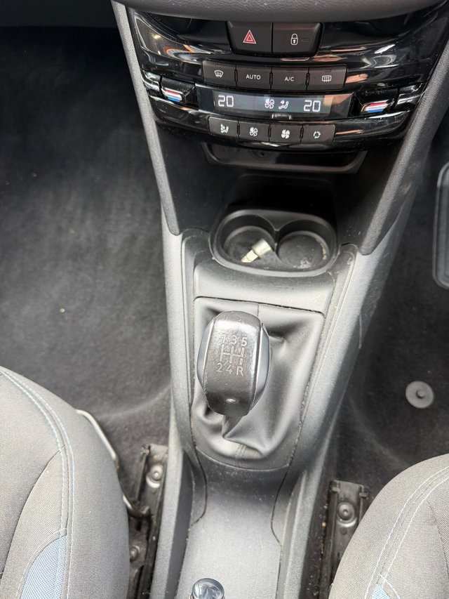 2013 PEUGEOT 208 - Photo 9