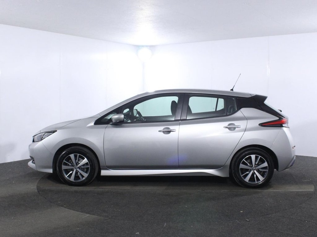 USED 2021 71 NISSAN LEAF 40kWh Acenta Hatchback 5dr Electric Auto (150 ps) 