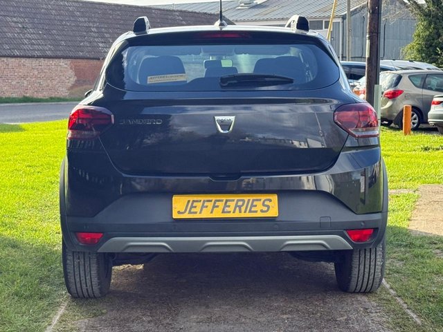 View our DACIA SANDERO STEPWAY