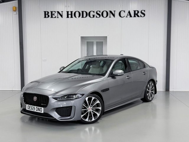 JAGUAR XE