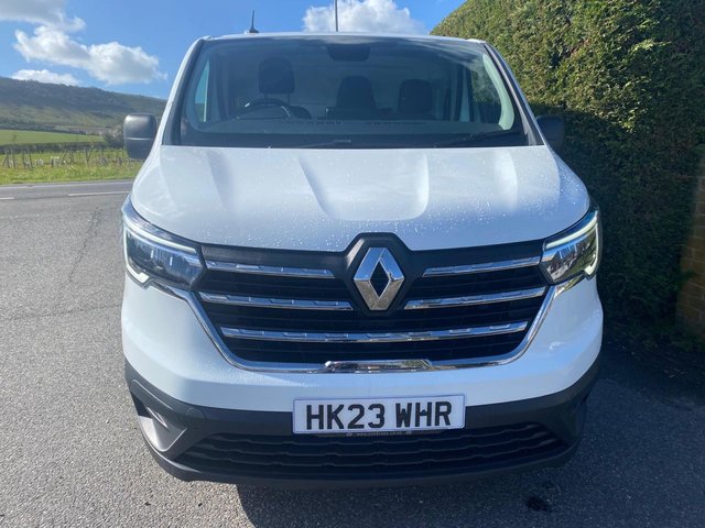 2023 RENAULT TRAFIC - Photo 3