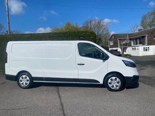 2023 RENAULT TRAFIC - Photo 12