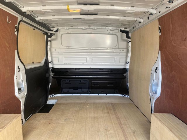 2023 RENAULT TRAFIC - Photo 10