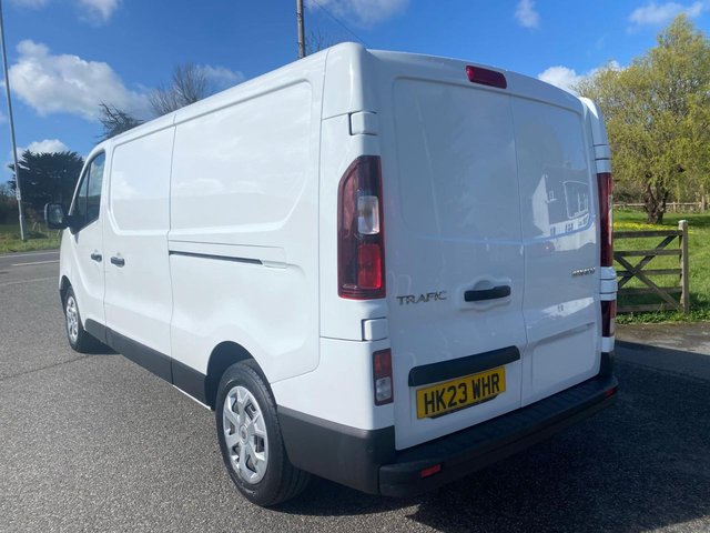 2023 RENAULT TRAFIC - Photo 7