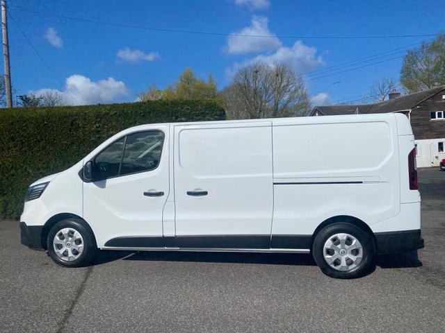 2023 RENAULT TRAFIC - Photo 5