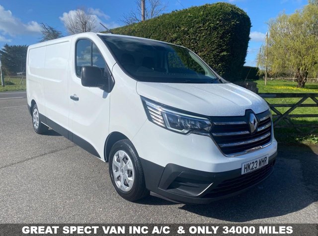 2023 RENAULT TRAFIC