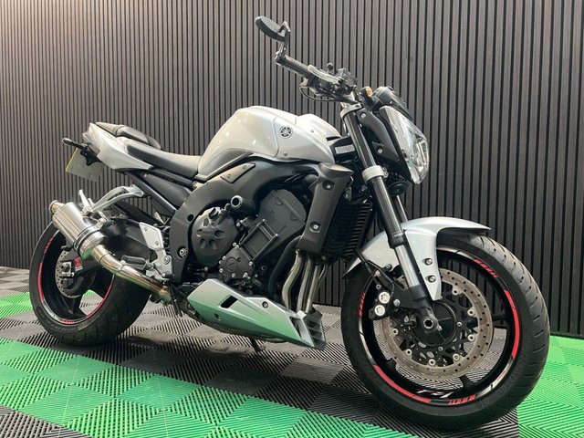 View our YAMAHA FZ1