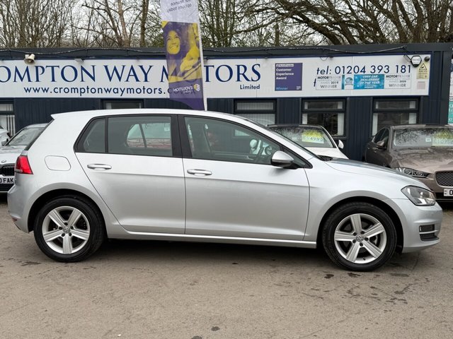 View our VOLKSWAGEN GOLF