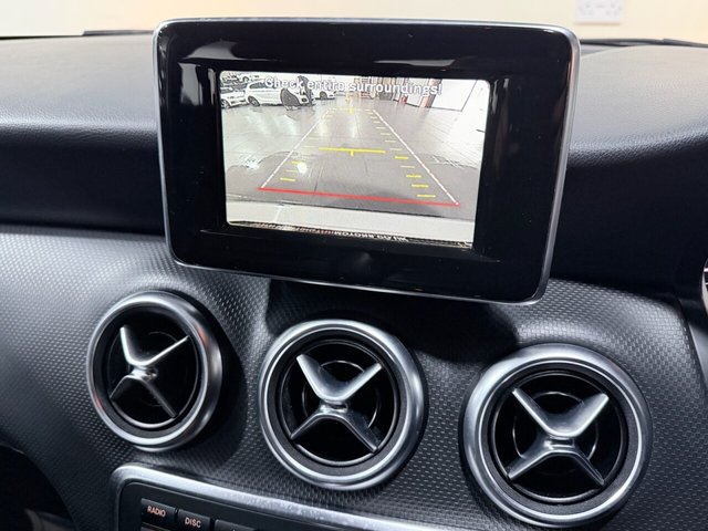 2015 Mercedes-Benz A-CLASS - Photo 11