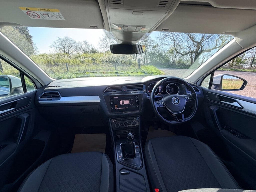 USED 2018 18 VOLKSWAGEN TIGUAN 1.4 TSI SE Navigation SUV 5dr Petrol Manual Euro 6 (s/s) (125 ps) 