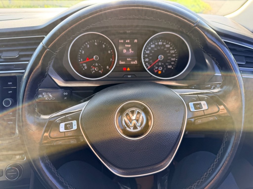 USED 2018 18 VOLKSWAGEN TIGUAN 1.4 TSI SE Navigation SUV 5dr Petrol Manual Euro 6 (s/s) (125 ps) 