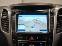 USED 2016 16 HYUNDAI I30 1.6 CRDi Blue Drive SE Nav Hatchback 5dr Diesel Manual Euro 6 (s/s) (110 ps) 