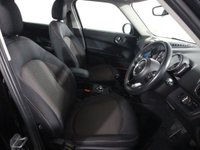 USED 2019 69 MINI COUNTRYMAN 1.5 Cooper Classic SUV 5dr Petrol Manual Euro 6 (s/s) (136 ps) 