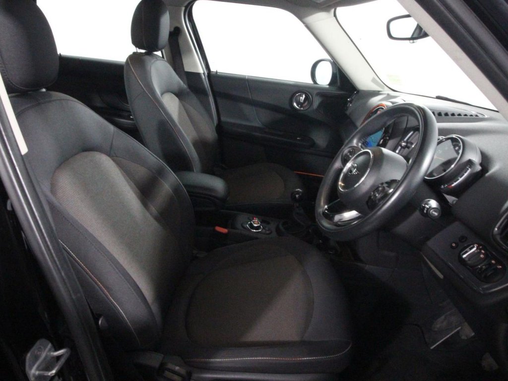 USED 2019 69 MINI COUNTRYMAN 1.5 Cooper Classic SUV 5dr Petrol Manual Euro 6 (s/s) (136 ps) 