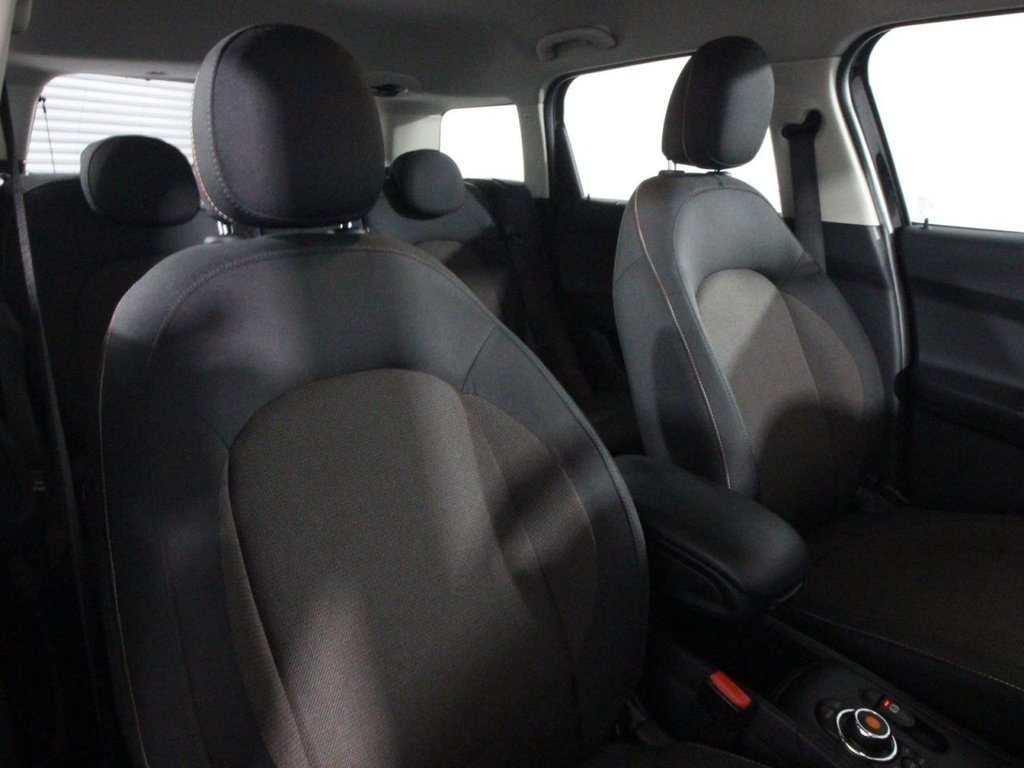 USED 2019 69 MINI COUNTRYMAN 1.5 Cooper Classic SUV 5dr Petrol Manual Euro 6 (s/s) (136 ps) 