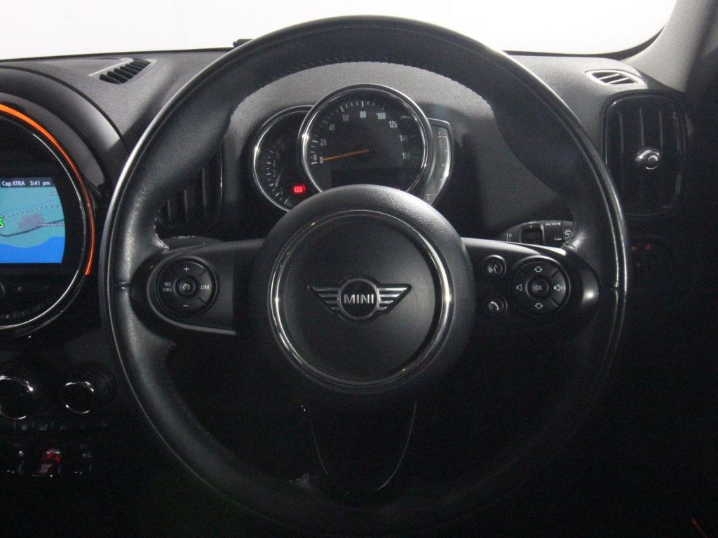 USED 2019 69 MINI COUNTRYMAN 1.5 Cooper Classic SUV 5dr Petrol Manual Euro 6 (s/s) (136 ps) 