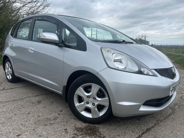 2010 JAZZ 1.4 I VTEC ES HATCHBACK 5DR PETROL I SHIFT EURO 4 100... photo
