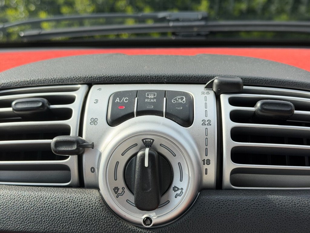 USED 2008 R SMART FORTWO 1.0 Passion Cabriolet 2dr Petrol Auto Euro 4 (71 bhp) STAR WARS AND KEY, 2 KEYS, 12M MOT