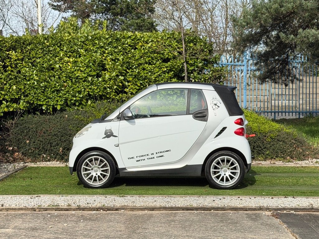 USED 2008 R SMART FORTWO 1.0 Passion Cabriolet 2dr Petrol Auto Euro 4 (71 bhp) STAR WARS AND KEY, 2 KEYS, 12M MOT