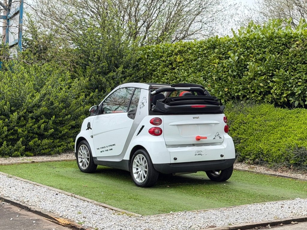 USED 2008 R SMART FORTWO 1.0 Passion Cabriolet 2dr Petrol Auto Euro 4 (71 bhp) STAR WARS AND KEY, 2 KEYS, 12M MOT