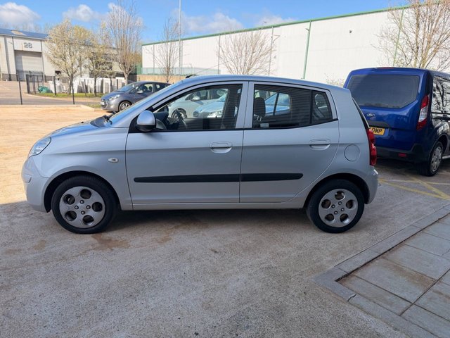 2009 KIA PICANTO - Photo 4