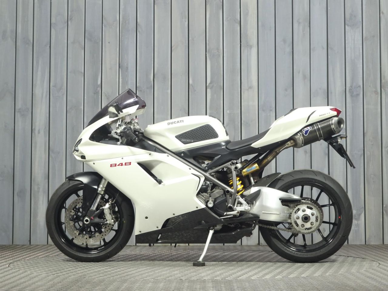DUCATI 848