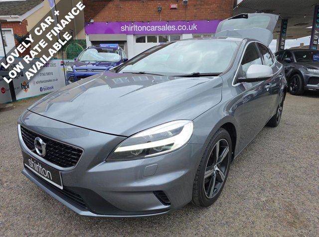 View our VOLVO V40