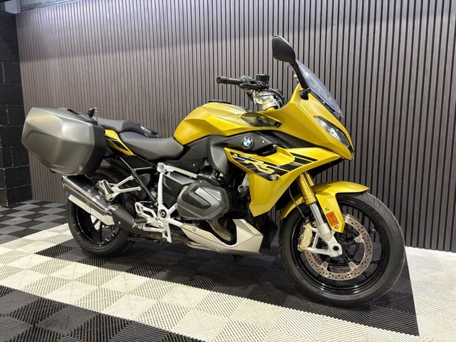 View our BMW R 1250 RS