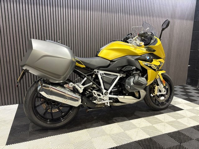 View our BMW R 1250 RS