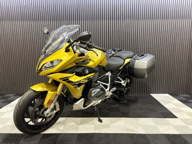 View our BMW R 1250 RS