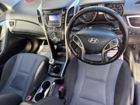 USED 2015 15 HYUNDAI I30 1.6 CRDi Blue Drive SE Hatchback 5dr Diesel Manual Euro 6 (s/s) (110 ps) &pound;20 Road Tax - 3 Months Parts & Labour Warranty
