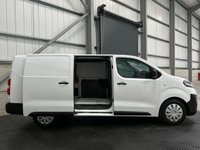 USED 2020 70 VAUXHALL VIVARO 1.5 TURBO D 100PS L2 LWB DYNAMIC - NO VAT 