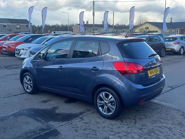 View our KIA VENGA