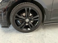 USED 2018 18 VOLKSWAGEN GOLF 2.0 TDI R-Line Hatchback 5dr Diesel DSG Euro 6 (s/s) (150 ps) 