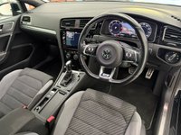 USED 2018 18 VOLKSWAGEN GOLF 2.0 TDI R-Line Hatchback 5dr Diesel DSG Euro 6 (s/s) (150 ps) 