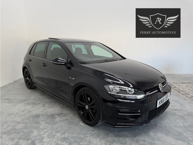 View our VOLKSWAGEN GOLF