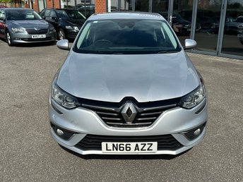 View our RENAULT MEGANE