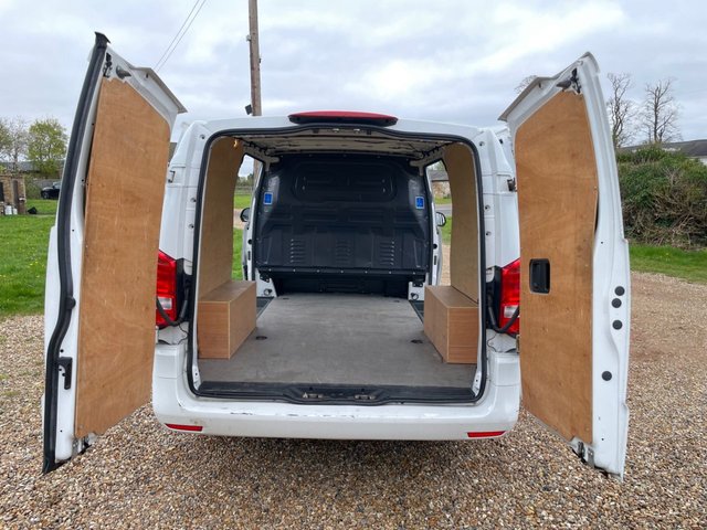View our MERCEDES-BENZ VITO