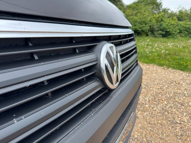 View our VOLKSWAGEN CRAFTER