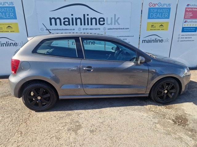 2011 VOLKSWAGEN POLO