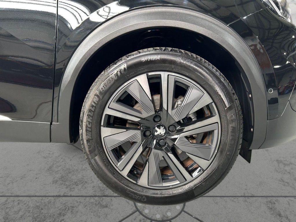 USED 2022 71 PEUGEOT E-2008 50kWh GT Premium SUV 5dr Electric Auto (136 ps) 