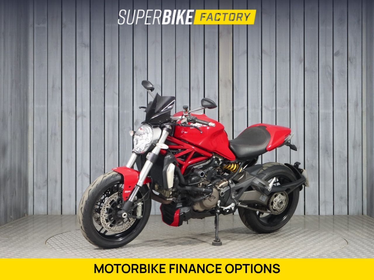 DUCATI Monster 1200