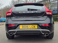 USED 2016 16 VOLVO V40 2.0 D2 R-Design Hatchback 5dr Diesel Manual Euro 6 (s/s) (120 ps) 