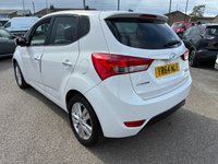 USED 2014 64 HYUNDAI IX20 1.4 Style Hatchback 5dr Petrol Manual Euro 5 (90 bhp) 2 OWNERS FROM NEW* 5 STAMP SERVICE HISTORY* PANORAMIC SUNROOF* PARKING SENSORS* TRACTION CONTROL* AIR CON* BLUETOOTH PHONE AND AUDIO* AUX* USB* REMOTE CENTRAL LOCKING WITH 2 KEYS
